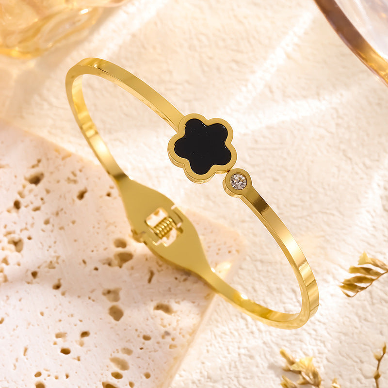 Five Leaf Flower Panther Titanium Steel Bracelet