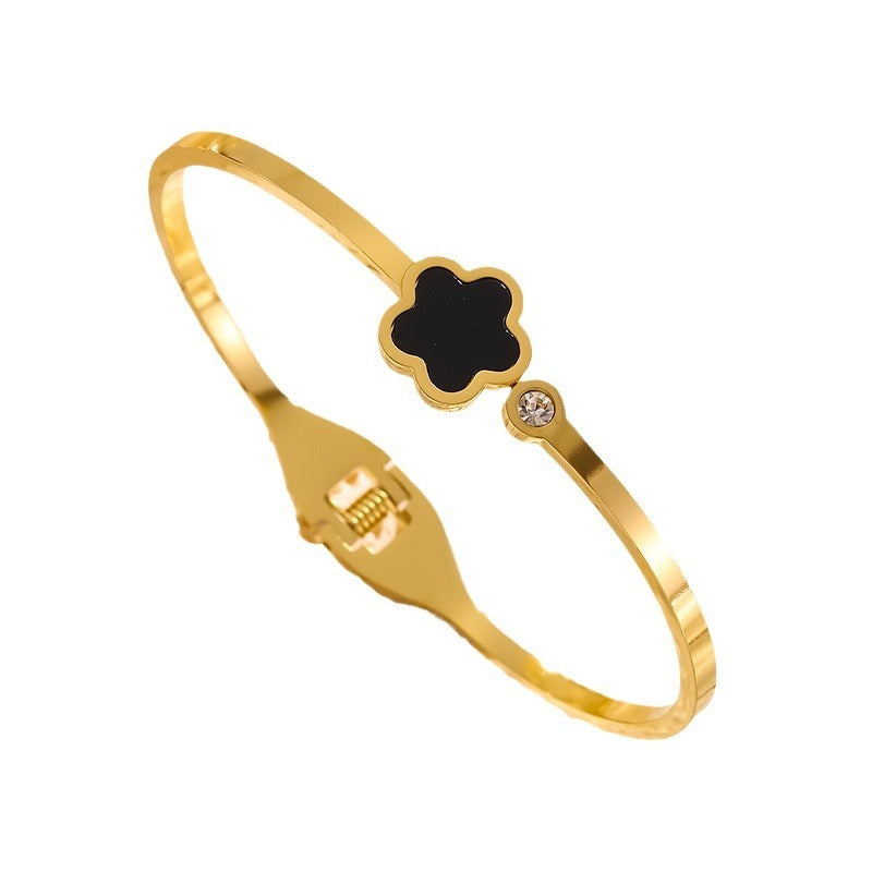 Five Leaf Flower Panther Titanium Steel Bracelet